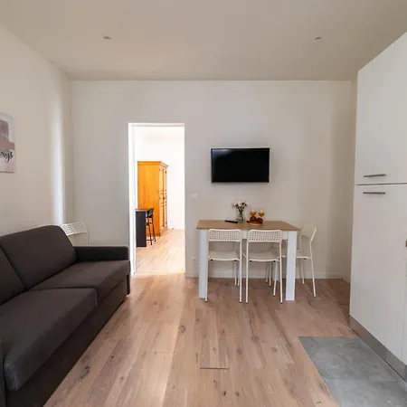 Budget Downtown With Parking شقة Charleville-Mézières