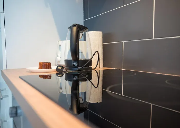 Budget Downtown With Parking Lägenhet