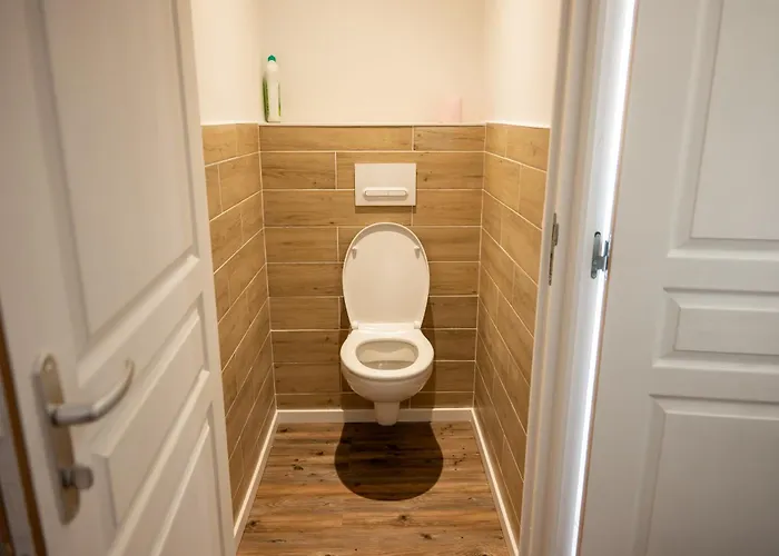 Budget Downtown With Parking Lägenhet *