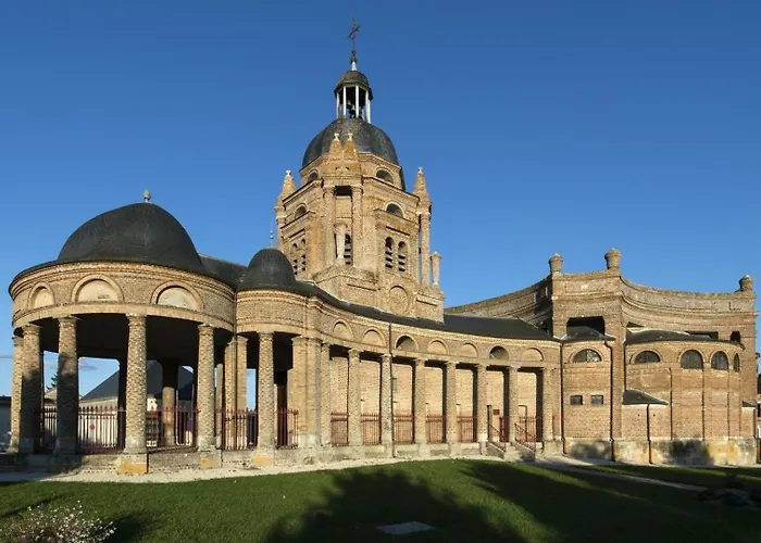 Budget Downtown With Parking Lägenhet Charleville-Mézières